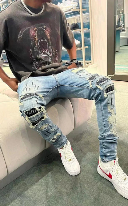 Denim à patchs cloutés